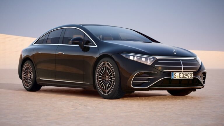 2025 Mercedes-Benz EQS Sedan Images: Interior And Exterior Gallery