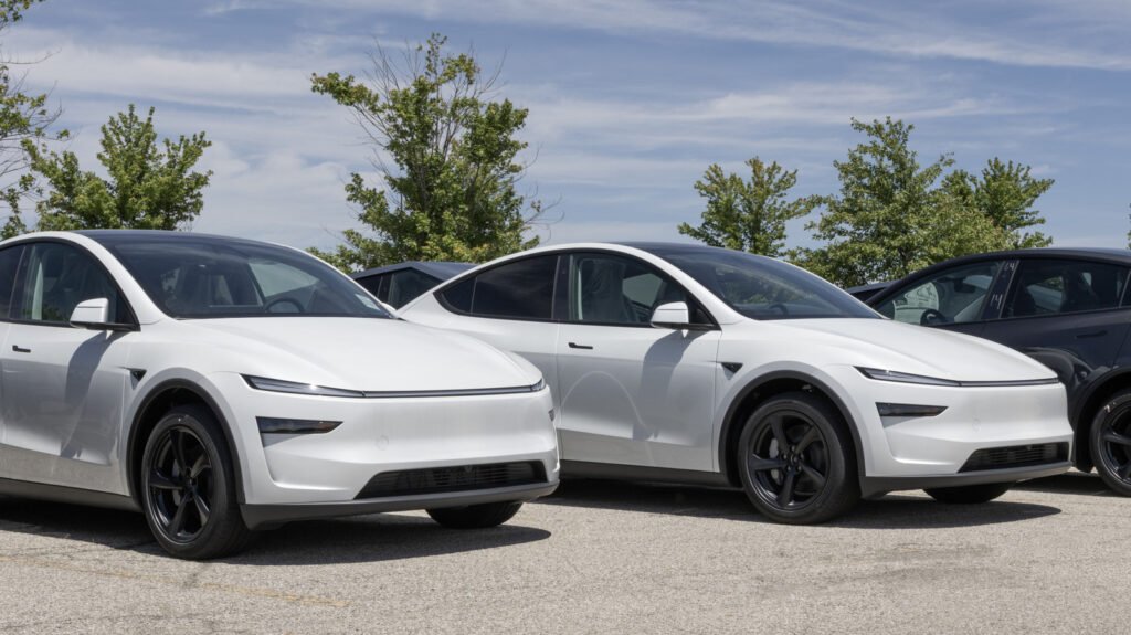 Tesla Doesn't Want Anyone To Know What It Told Austin Officials About Its So-Called Robotaxis