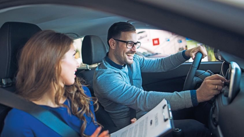 Should you buy or lease your new car?