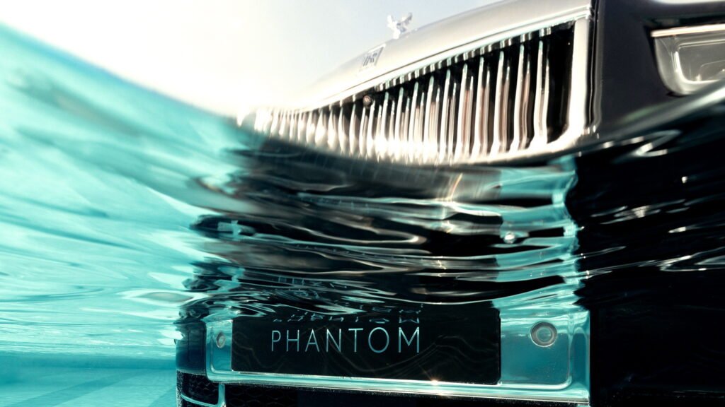 Rolls-Royce Just Threw A Phantom Into A Pool. For Real