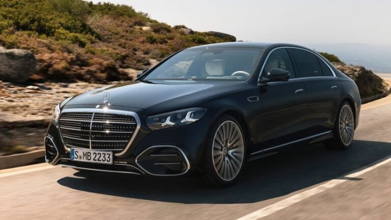 New 2026 Mercedes S-Class facelift: luxury limo redefines car tech