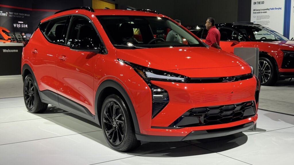 GM Gives Poor People 18 Months To Buy The $30,000 Chevy Bolt Before It's Killed Again