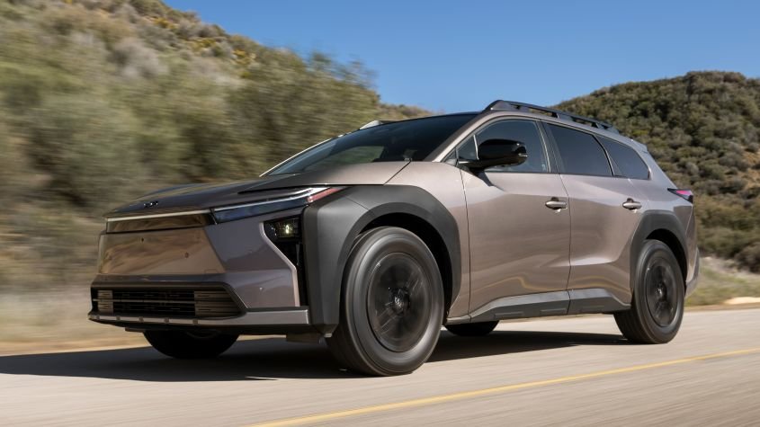 New Toyota bZ4X Touring 2026 - pictures