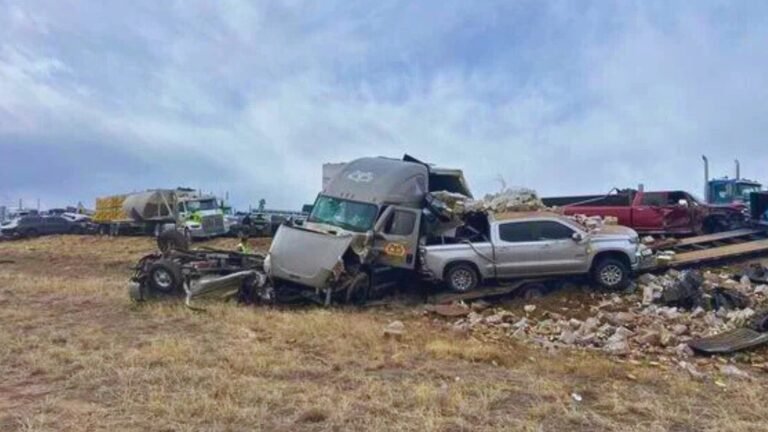Colorado Dust Storm Causes Deadly 36-Vehicle Crash