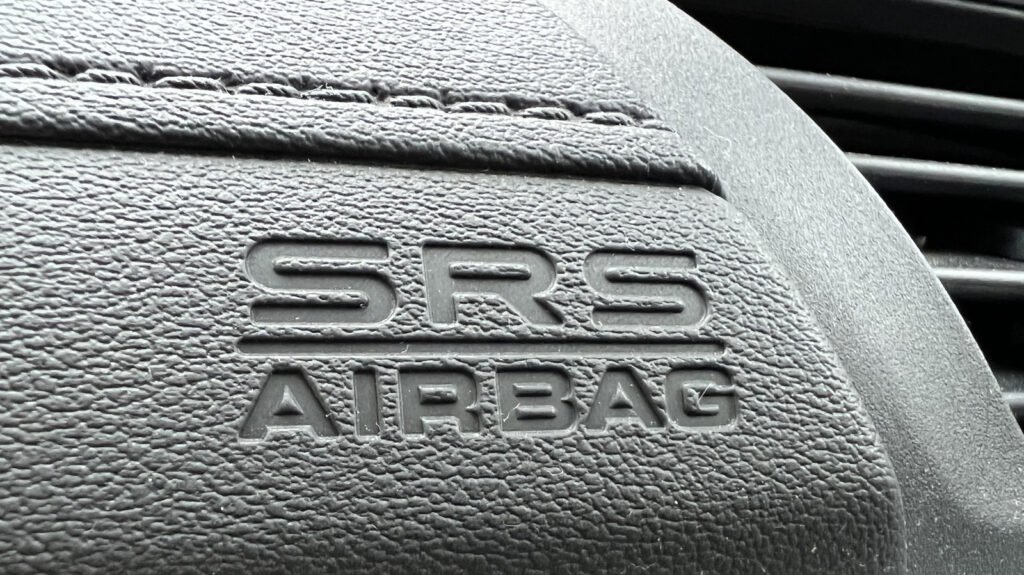 GM Introduced Airbags So You Wouldn't Have To Use A Shoulder Belt