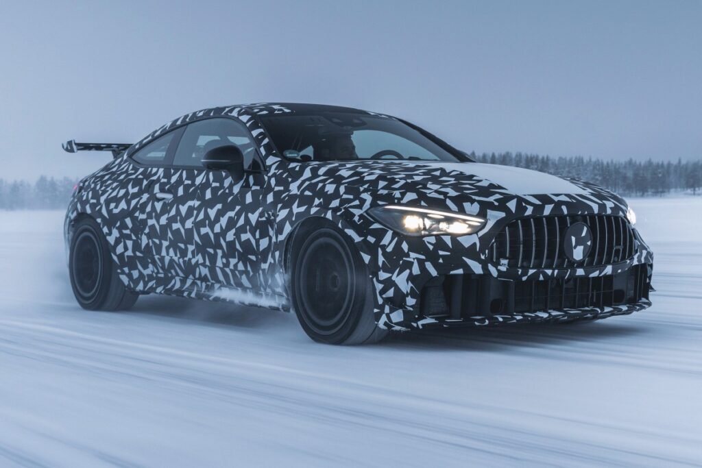 Mercedes-Benz Teases New 'Extreme' AMG CLE Mythos