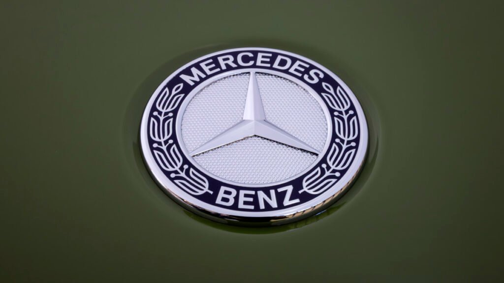 Mercedes Backtracks: Baby G-Class Will Offer Gas After All