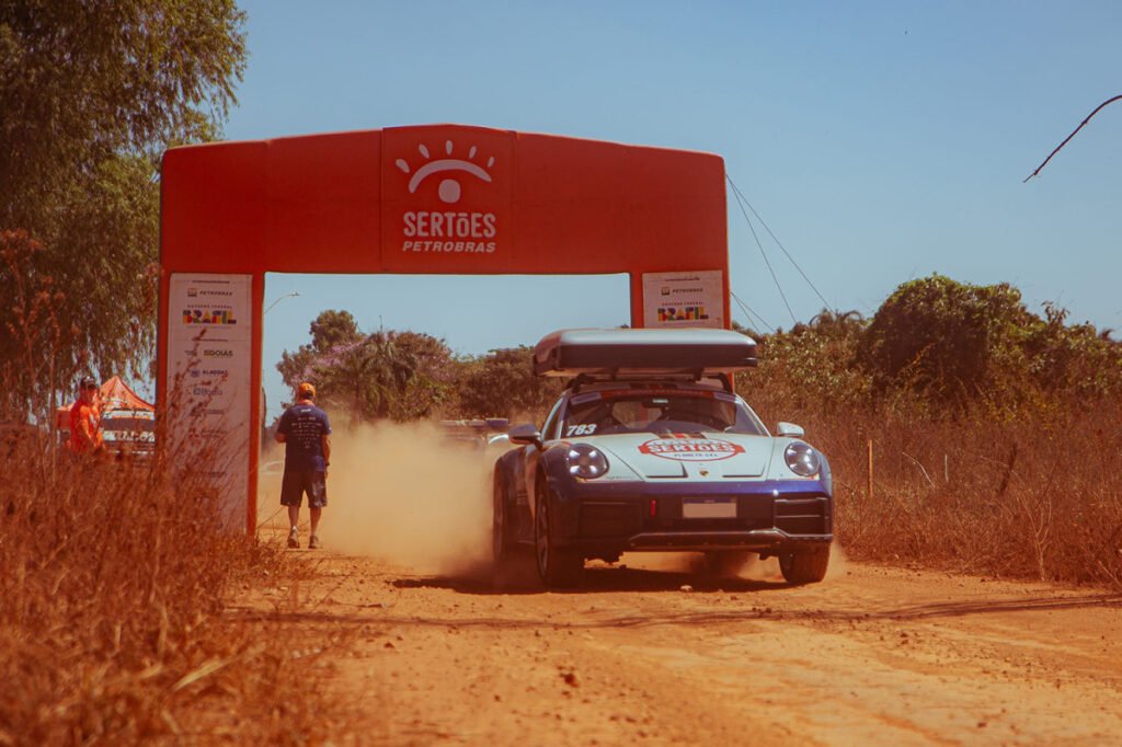 911 Dakar Becomes the First Porsche to Finish a 4,623-Mile South American Rally