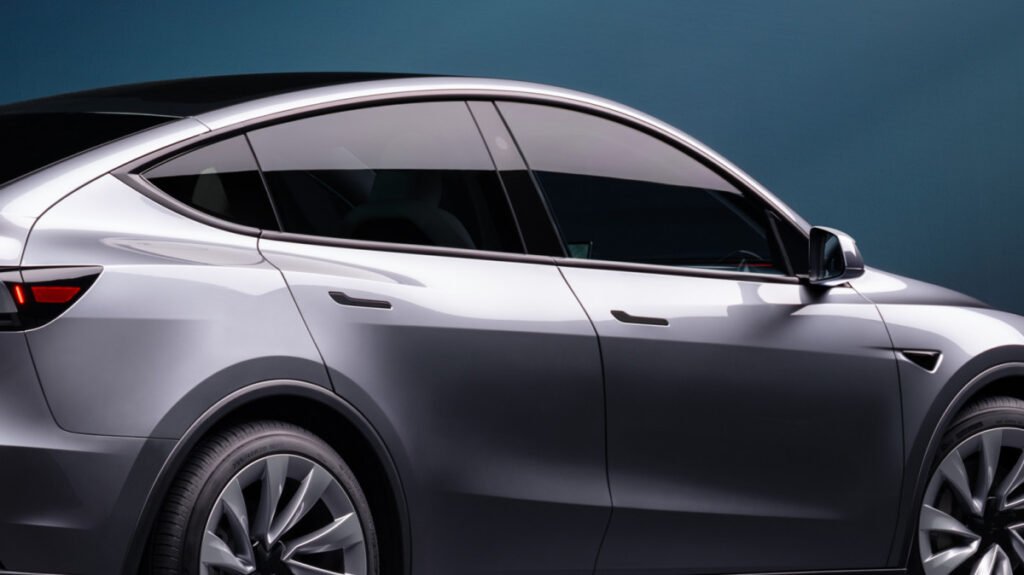 China’s Safety Rules Put an End to the Hidden Door Handle Trend