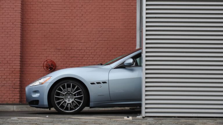 Maserati GranTurismo 4.2 Review: Stylish Italian Grand Tourer