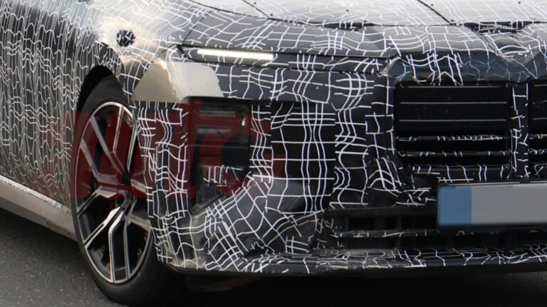 The New BMW 7 Series Hits the Nürburgring for the First Time