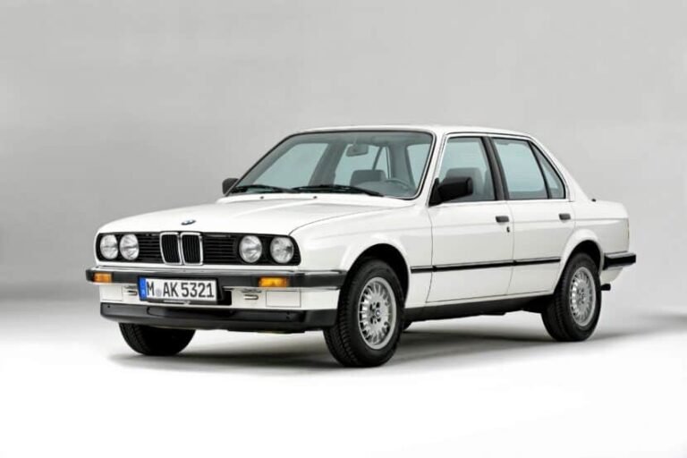 What Is the Most Iconic BMW Color Ever? There’s One Clear Answer