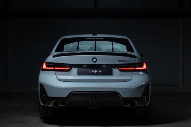 BMW 330e M Sport M Performance Edition Gets Carbon Upgrades