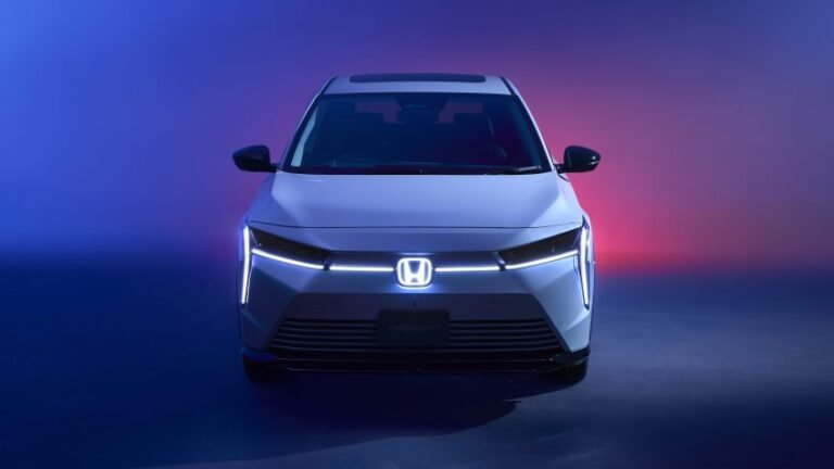 New Honda Insight will bridge the EV gap until Series 0 arrives next year