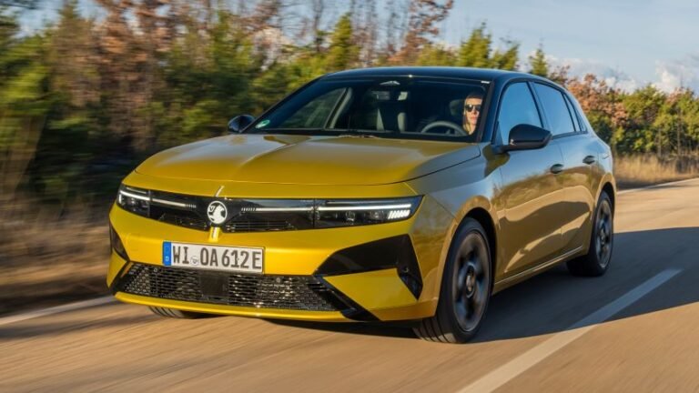 New Vauxhall Astra facelift 2026 - pictures