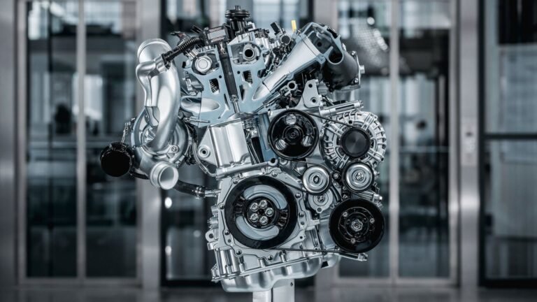 Audi 2.5T Engine Teardown Reveals Secrets Of A High(er) Mileage 5-Cylinder Legend