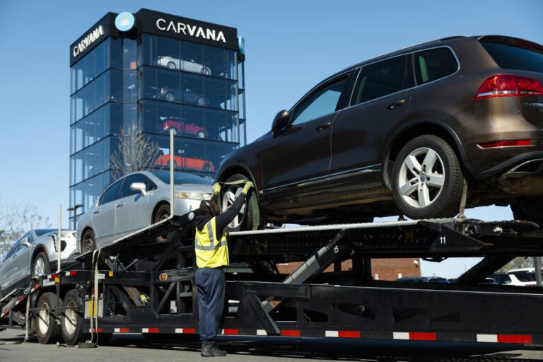 Carvana Is Buying Dealerships—and It Could Shake Up Car Sales