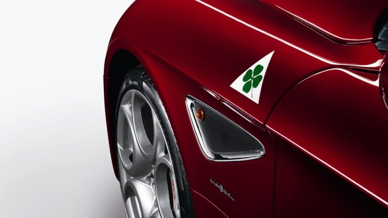 Alfa Romeo 8C Competizione: A Beautiful Bargain in Modern Supercars