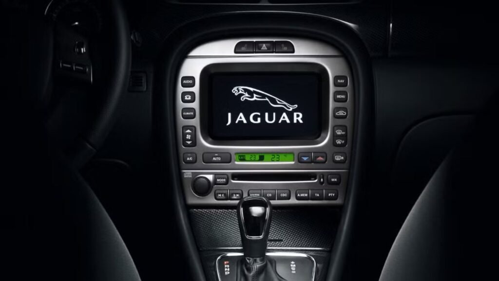 The Jaguar That Was Actually A Ford (And That's A Good Thing)