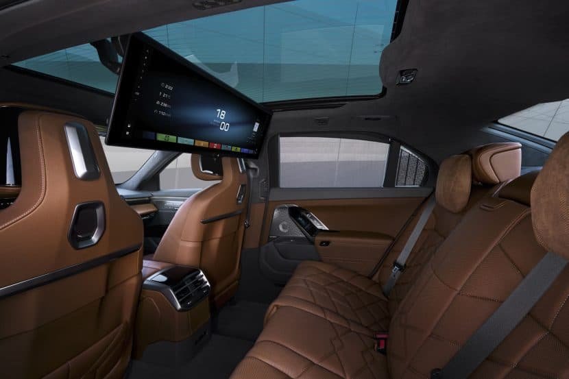 The BMW X7 Might Finally Get the Theater Screen