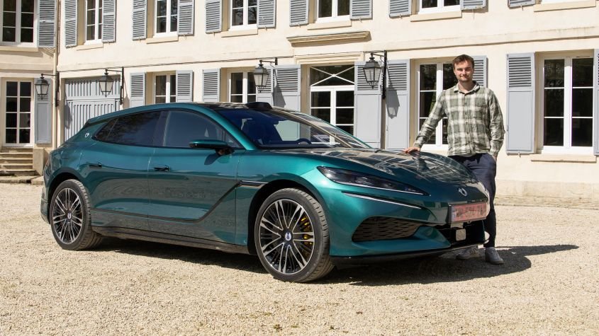 Denza Z9GT EV - pictures