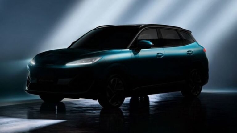 New Lepas L4 EV squares up for a fight with the BMW iX1