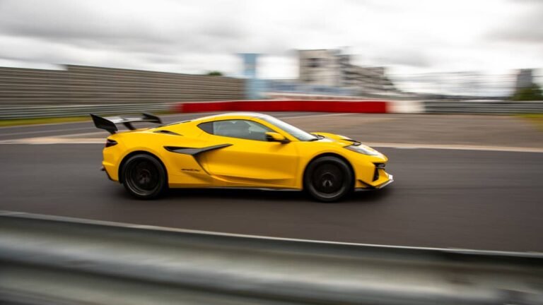 Watch as Chevrolet Corvette ZR1X Beats McLaren Senna Again While Setting Two New Lap Records