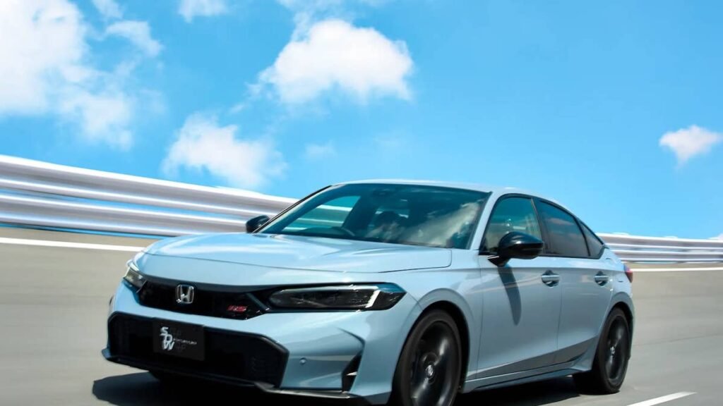 Honda Just Gave the Civic Hybrid a “Fake Manual” Mode