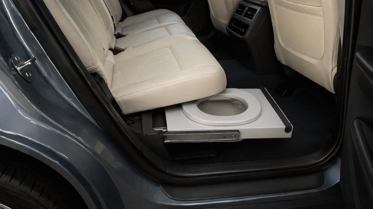 Chinese Automaker Patents Slide-Out Toilet Built Into Car Seat