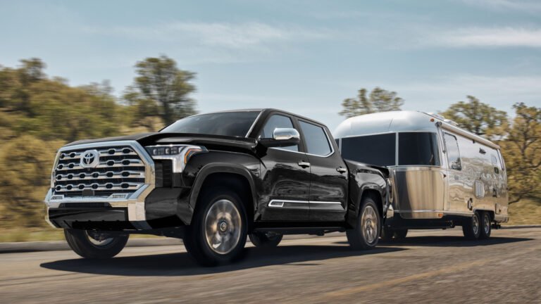 Toyota Knows Few Japanese Buyers Want A LHD Made-In-America Tundra Pickup, But It's Selling It There Anyway