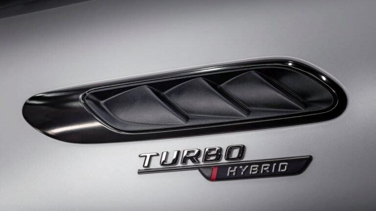 Mercedes-Benz's 53 Inline-Six Plug-in Hybrid Is The Most Powerful Six-Cylinder Engine