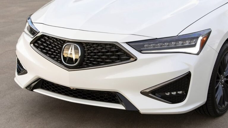 The Honda Civic's Luxury Cousin Gives You Japanese Reliability With A Fancy Badge For Only $23k
