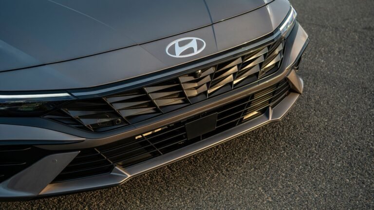 Hyundai Is Proving That Americans Still Want Good, Affordable Sedans
