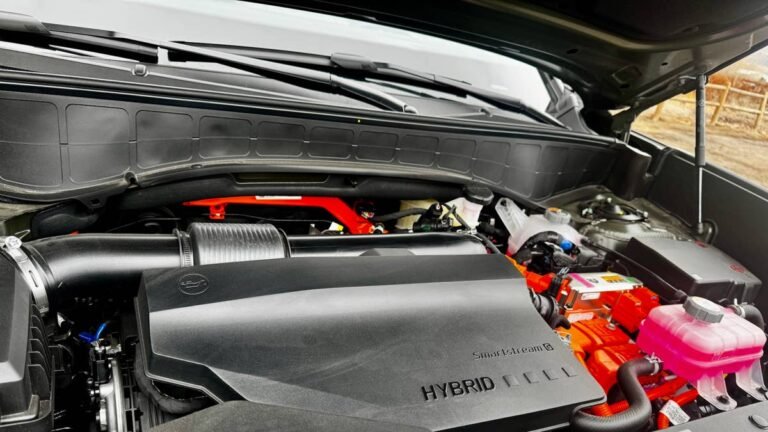 Hybrids Are Now the Fastest Selling Cars In The U.S.