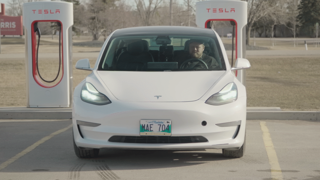 Tesla Model 3 Hits 380,000 Miles on Original Battery as Range Falls to 158 Miles