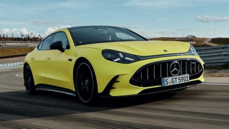 New Mercedes-AMG GT 4-Door Coupe revealed 2026 - pictures