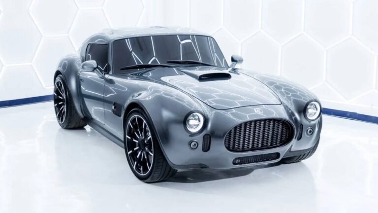 The AC Cobra GT Coupe Is A $320,500 Carbon-Fiber V8 Throwback
