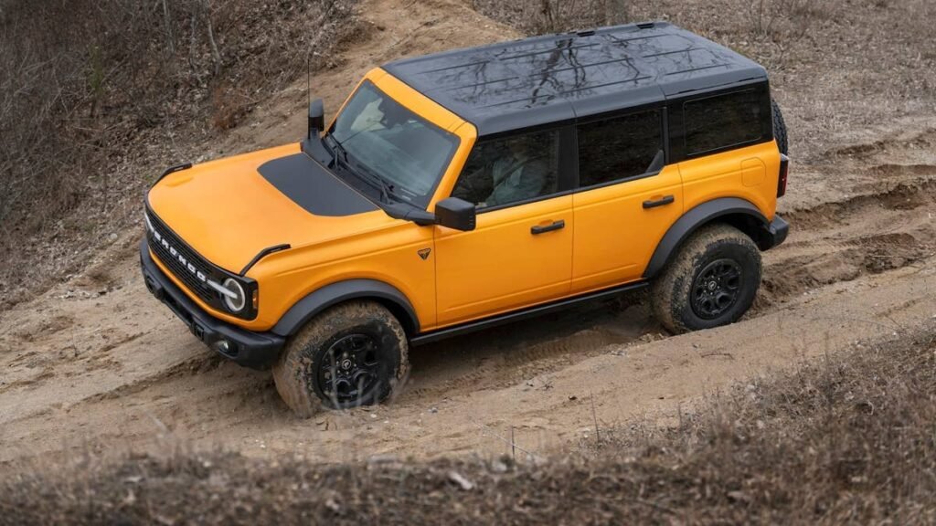 Ford Bronco's New Roof Design Could Fix The Biggest Hassle Of Open-Air Driving