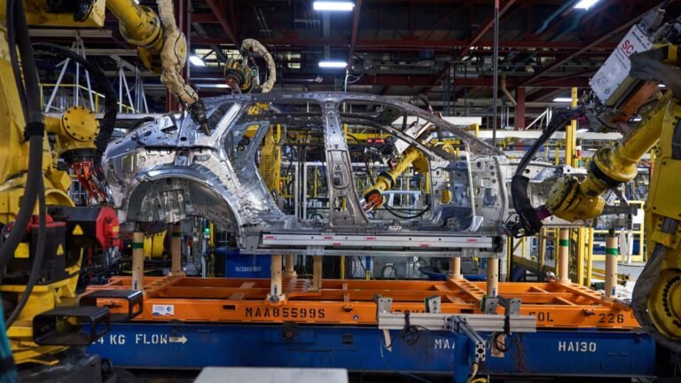 GM Invests Nearly A Cool Billion Into American Manufacturing And Jobs