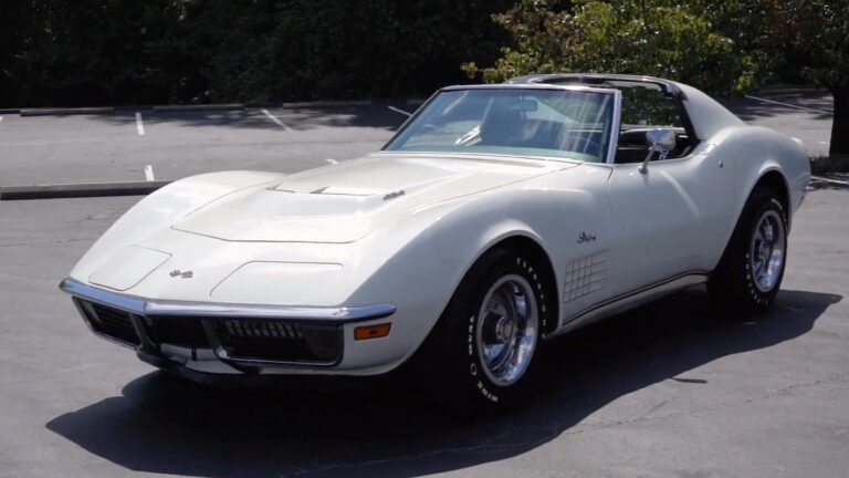 Why These 454 Big Block Corvettes Are Worth Ridiculous Money