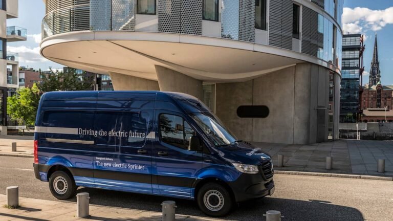 California Will Pay Up To $120,000 Toward An Electric Truck, And It Still May Not Be Enough
