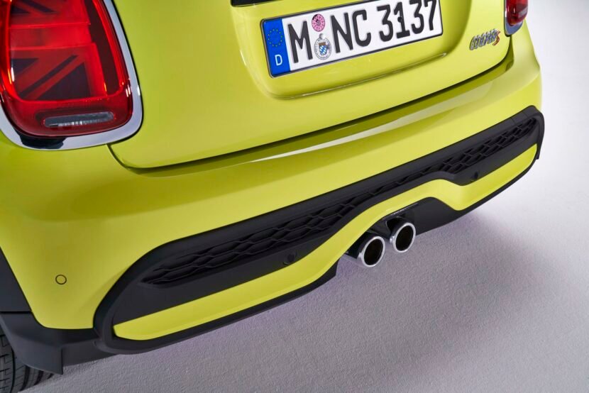 MINI Is Allegedly Bringing Back Dual Exhausts and Paul Smith Editions