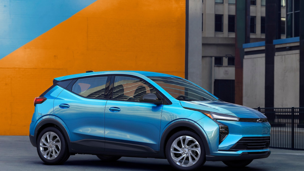 America’s Cheapest New EV Had Screen Failure Within An Hour