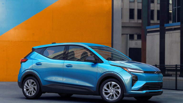 America’s Cheapest New EV Had Screen Failure Within An Hour