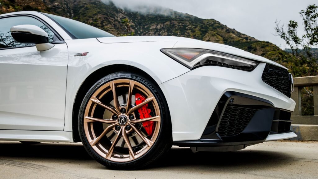 The Only Acura Model Without A Single Luxury Rival In America