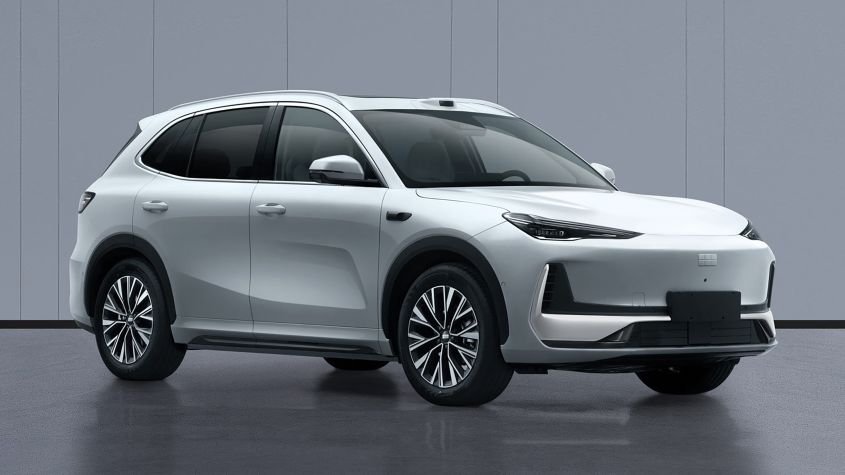 New Geely EX5 to switch from front to rear-wheel drive in surprise facelift