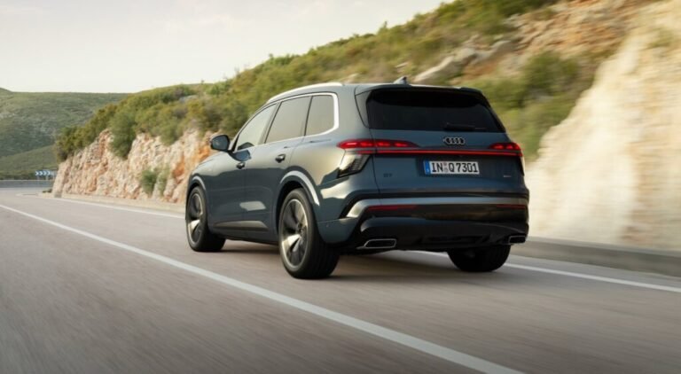 2027 Audi Q7 and SQ7 Arrive with More Power, ChatGPT and Digital Lighting