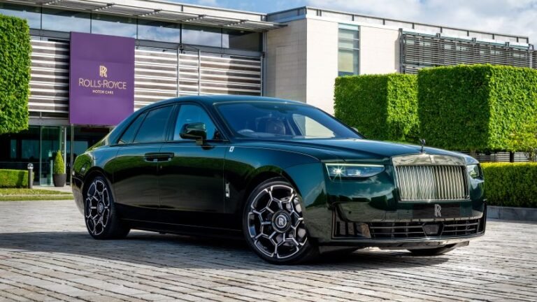 Rolls-Royce Black Badge Ghost Tourist Trophy - pictures