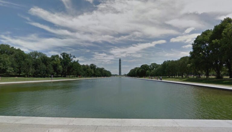 The Reflecting Pool Sealant May Have Trump’s Motorcade Partly To Blame For Its Peeling