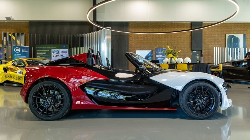 Zenos and Lotus partnership - pictures